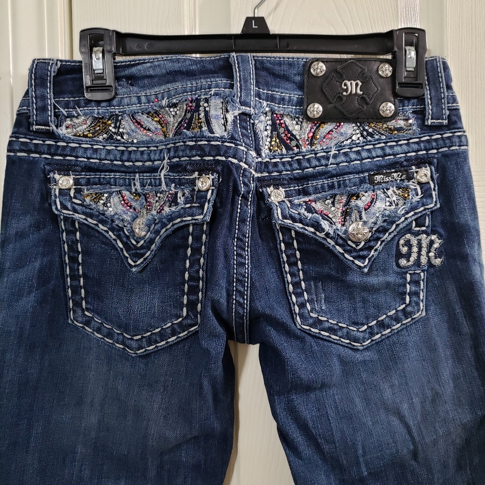 Miss Me Capris - Picture 2 of 5